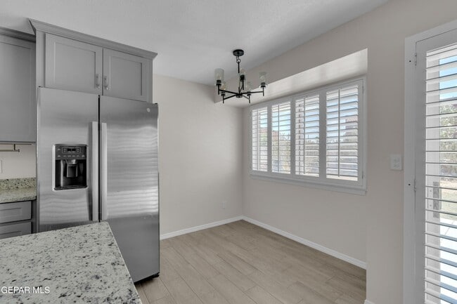 Building Photo - 10516 Cuesta Brava Ln