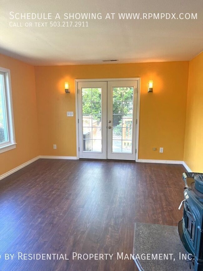 Building Photo - 4512 SW Fairvale Ct