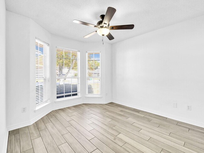 Building Photo - 763 Pearl Sand Dr