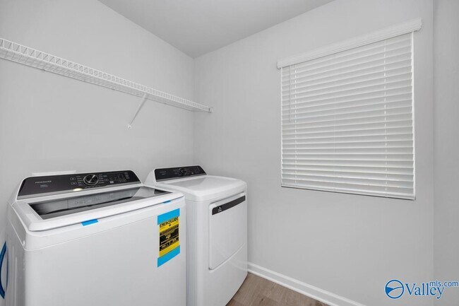 Building Photo - 4117 Hudson Ct SW