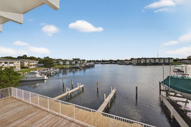 Building Photo - 624 Southwind Cir