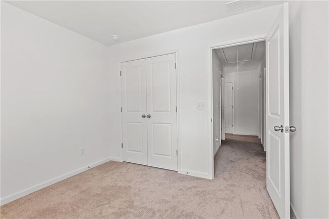 Building Photo - 10011 Deerhaven Pkwy