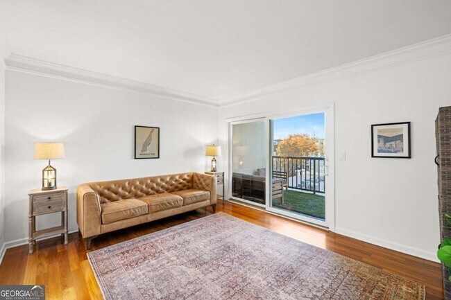 Building Photo - 275 13th St NE