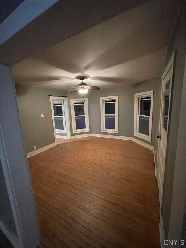 Building Photo - 47 Center St