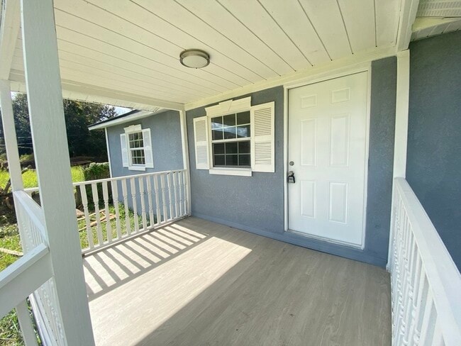 Building Photo - 502 Dunbar Ave