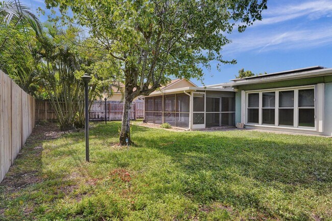Building Photo - 618 Lindell Blvd