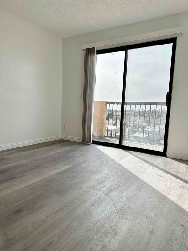 Building Photo - 149 N Commonwealth Ave