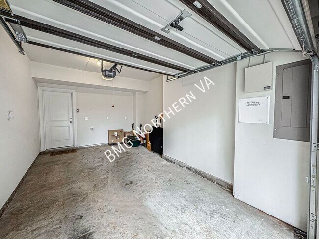 Building Photo - 10336 Ratcliffe Trl