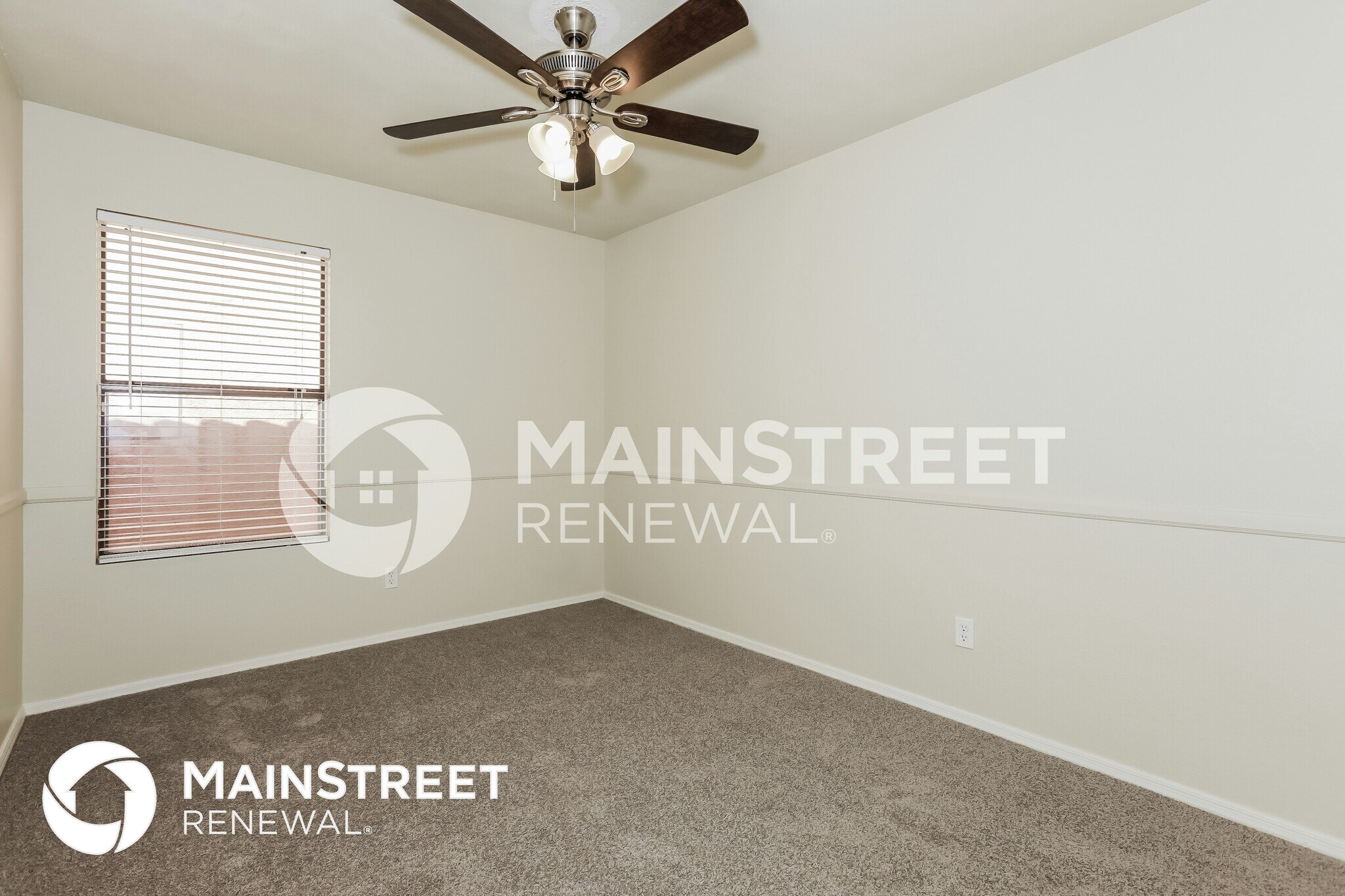 Building Photo - 4544 E Garnet Ave