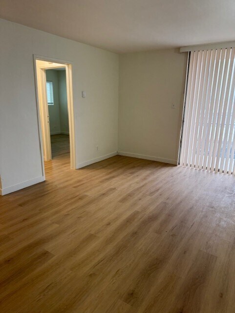 Building Photo - 13401 Victory Blvd