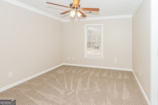 Building Photo - 170 Woodcrest Dr