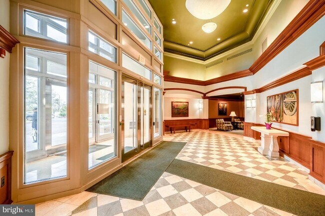 Building Photo - 11800 Sunset Hills Rd