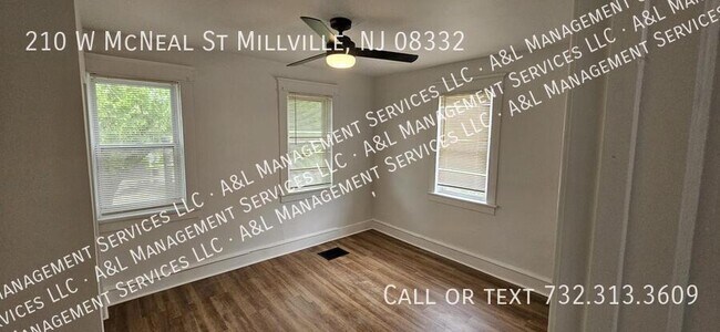 Building Photo - 210 W McNeal St