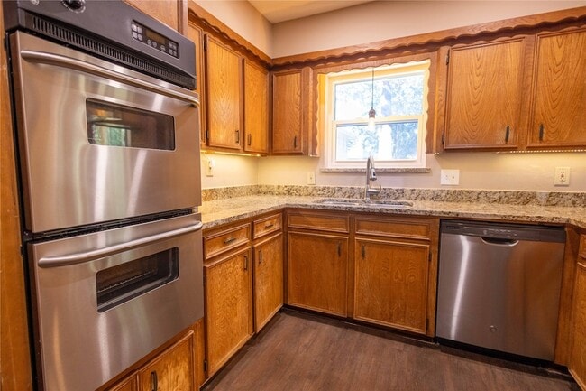 Building Photo - 27245 Kane Ln