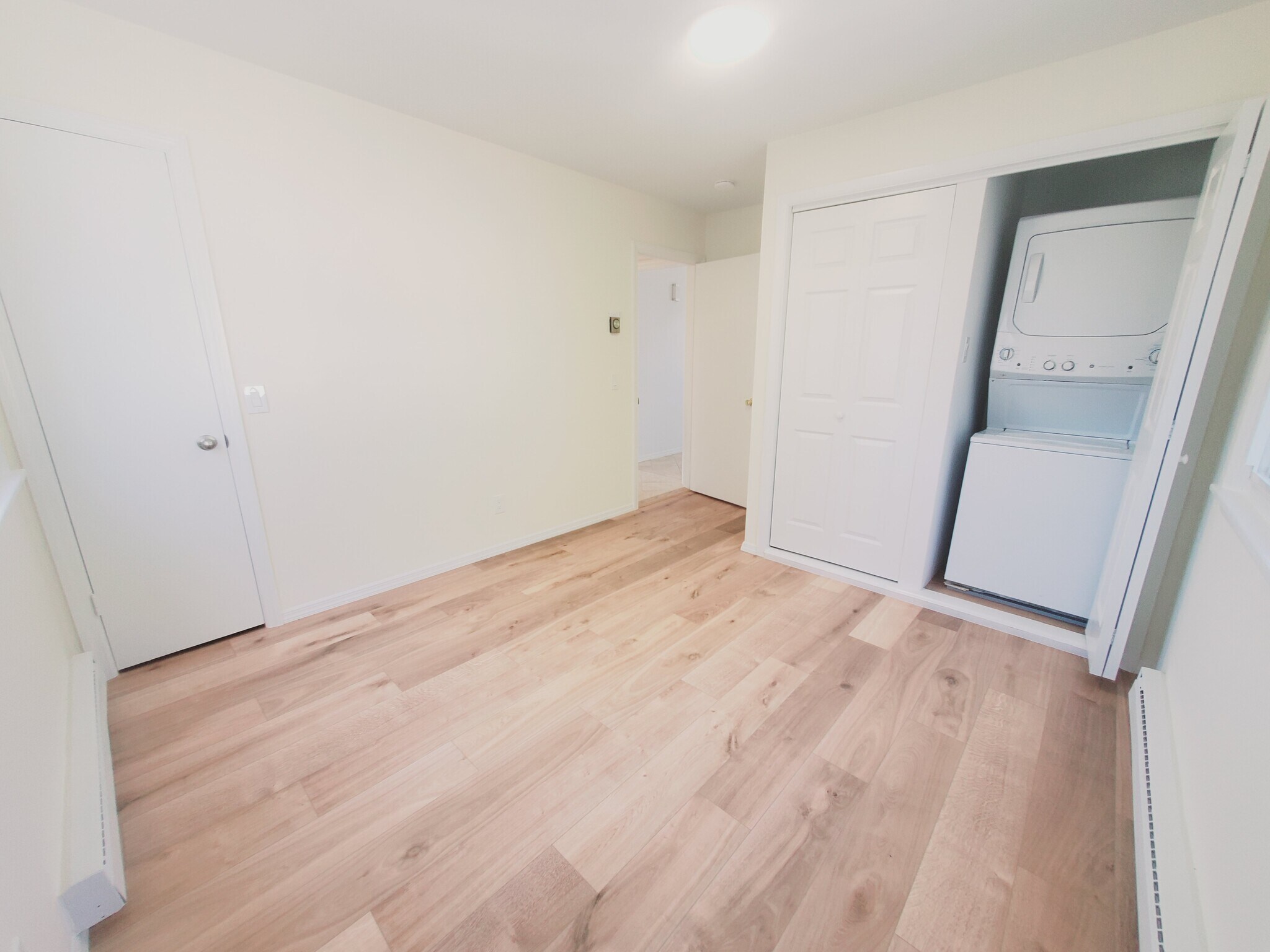 Building Photo - 798 Cove Rd