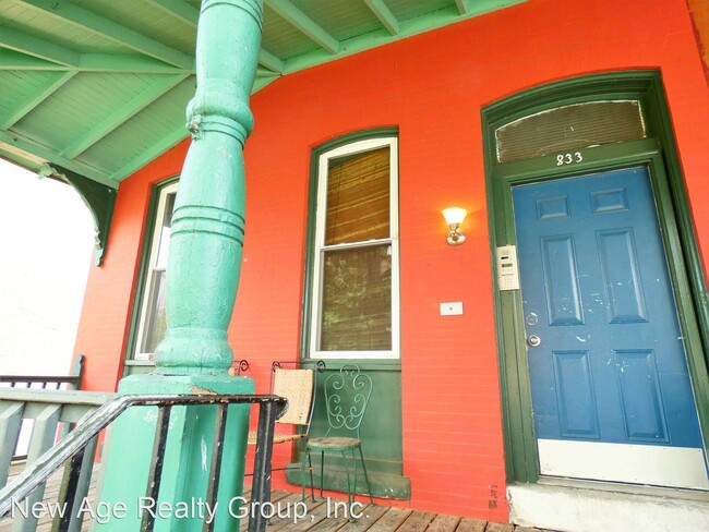 Building Photo - 833 N Preston St