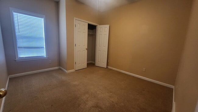 Building Photo - 8023 Jills Creek Dr