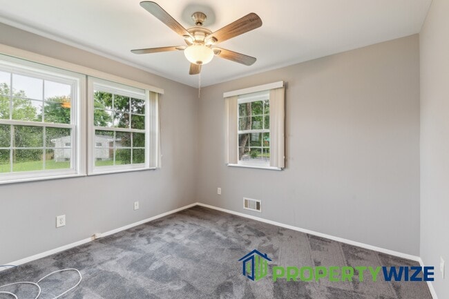 Building Photo - 9022 Samoset Rd