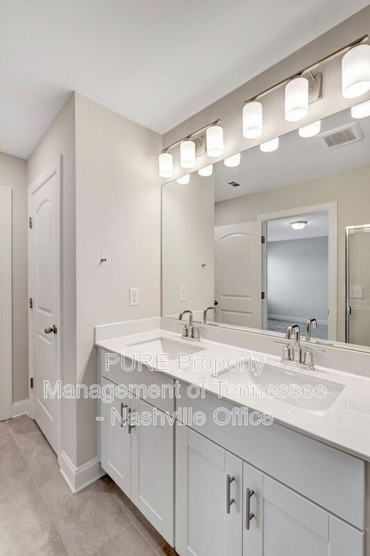 Building Photo - 4519 Skywood Ln