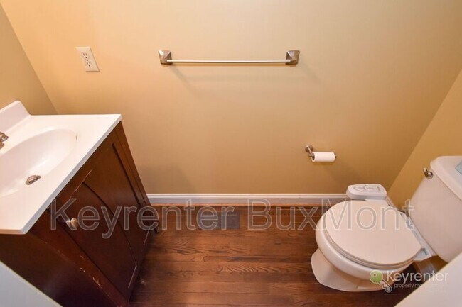 Building Photo - 109 Meadow View Ln