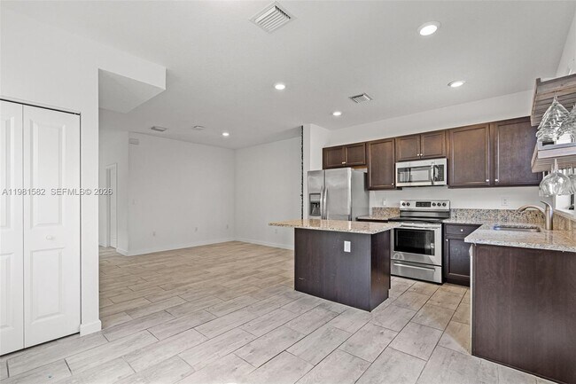 Building Photo - 11363 SW 250th Terrace