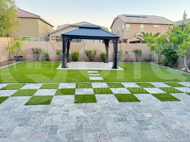 Building Photo - 5353 W Desert Hollow Dr