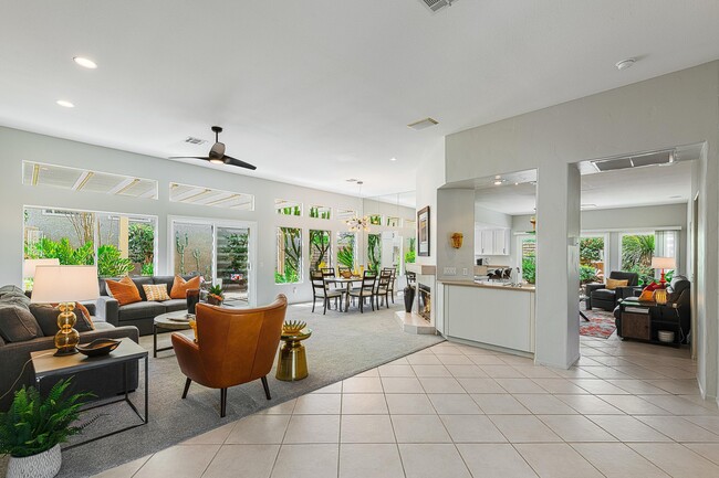 Building Photo - 7 Florentina Dr