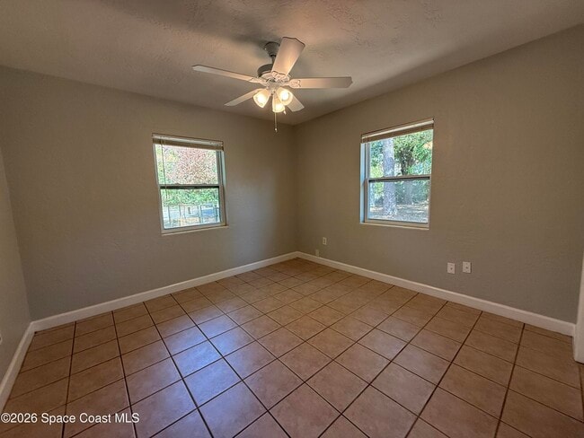 Building Photo - 248 Le Jeune Dr