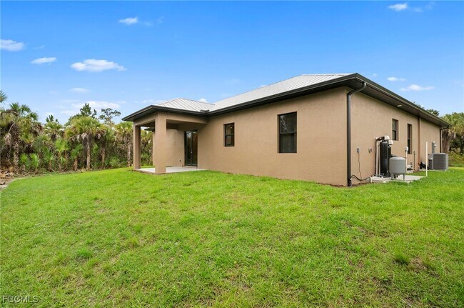 Building Photo - 3244 32nd Ave SE