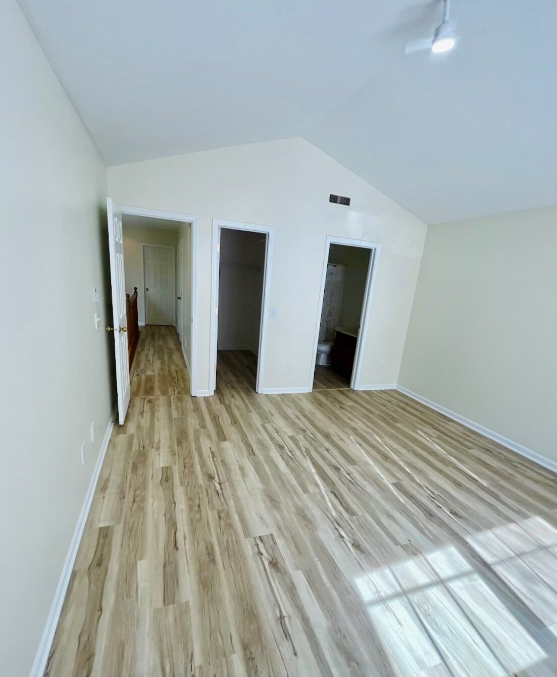 Building Photo - 506 Beals St