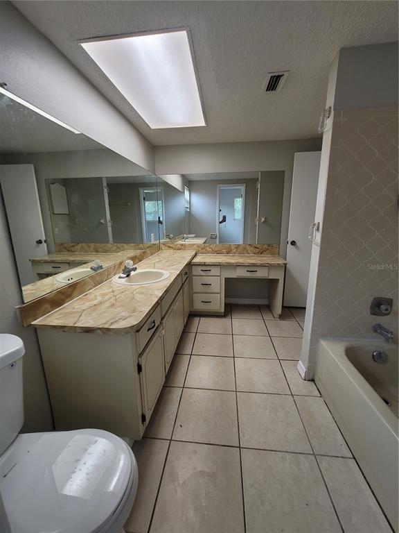 Building Photo - 8089 Omaha Cir