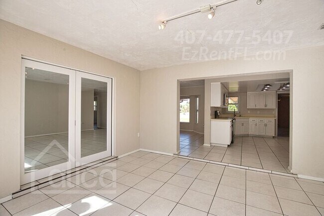 Building Photo - 2 Brentwood Ln