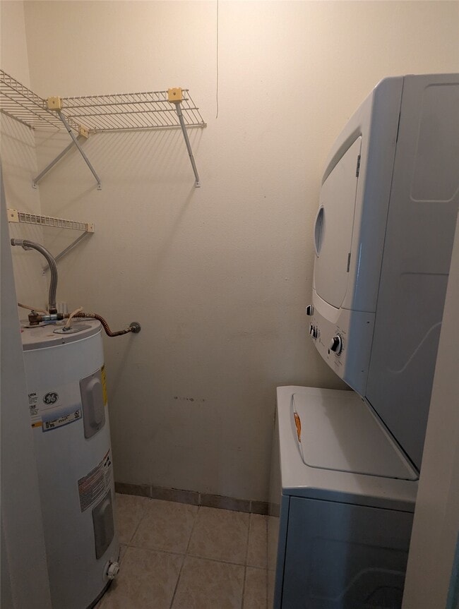 Building Photo - 601 Nelray Blvd