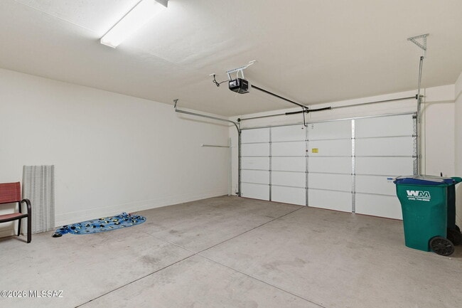 Building Photo - 61295 E Flint Dr