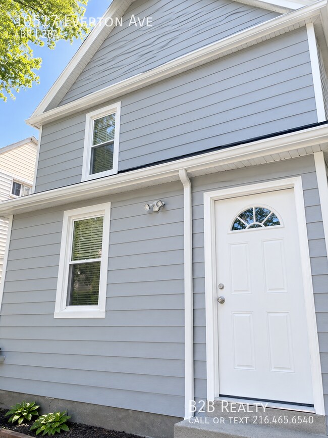 Building Photo - 10517 Everton Ave