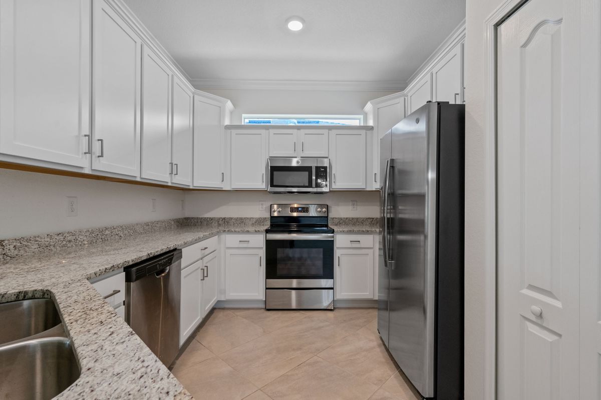 Building Photo - 4240 Lemongrass