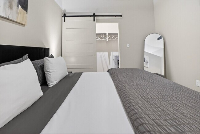 Building Photo - 110 N Boston Ave