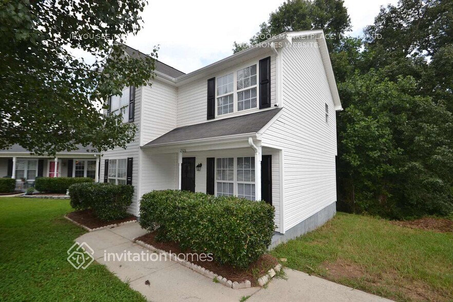 Primary Photo - 2326 Lomax Ct SE