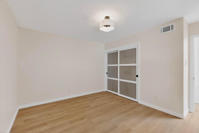 Building Photo - 2816 Don Pancho Rd NW
