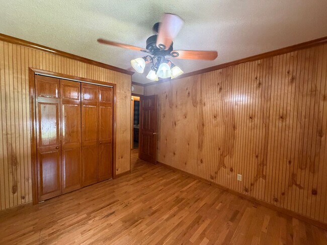 Building Photo - Exclusively Offered By Muse Realty Rentals, LLC
