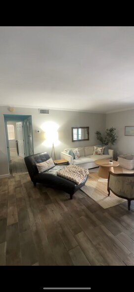 Building Photo - 108 Alameda Ct