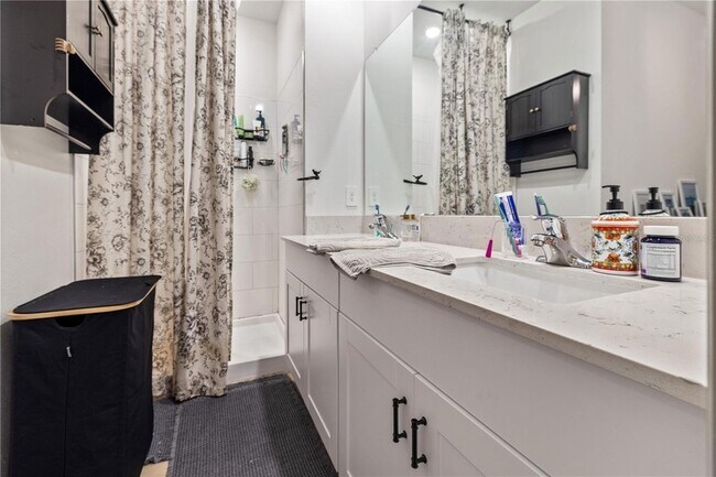 Building Photo - 10070 Trumpet Honeysuckle Wy