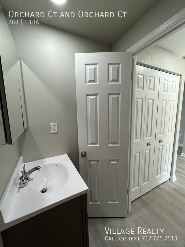 Building Photo - 306 Orchard Ct