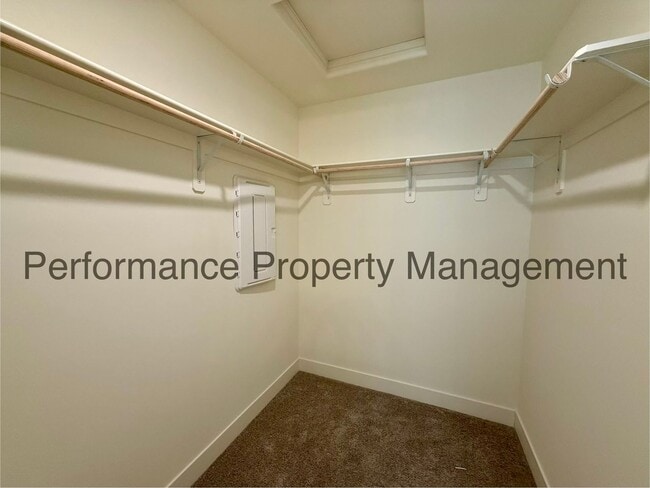 Building Photo - 6915 Jewel Cave Ct.