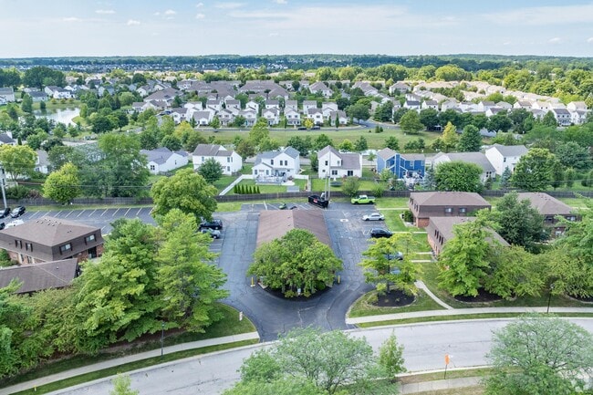 Primary Photo - 2 Rockcreek Dr