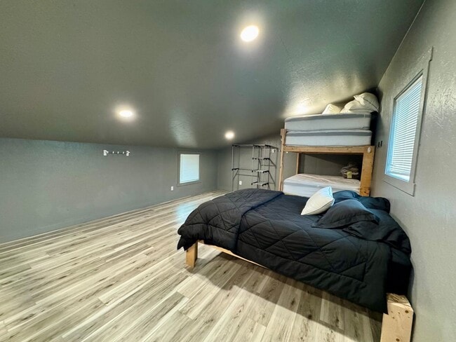 Building Photo - 34420 Thorpe Ct