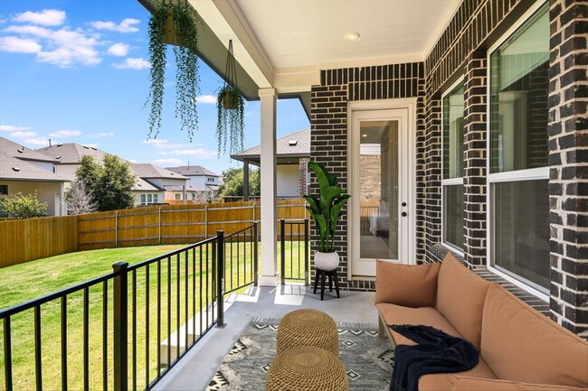 Building Photo - 253 Darley Oak Dr