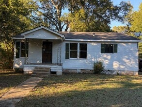 Building Photo - Cozy Shreveport 3/1