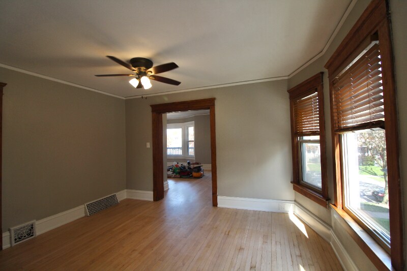 Building Photo - 2857 N Murray Ave