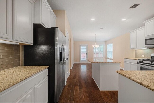 Building Photo - 8532 Harrier Dr